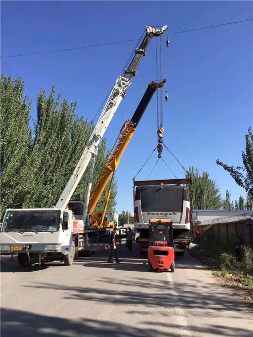 忠县港口集装箱搬运案例